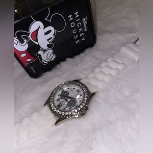 Brand New Disney Mickey Mouse Stainless Steel Watch Crystal Bezel Design